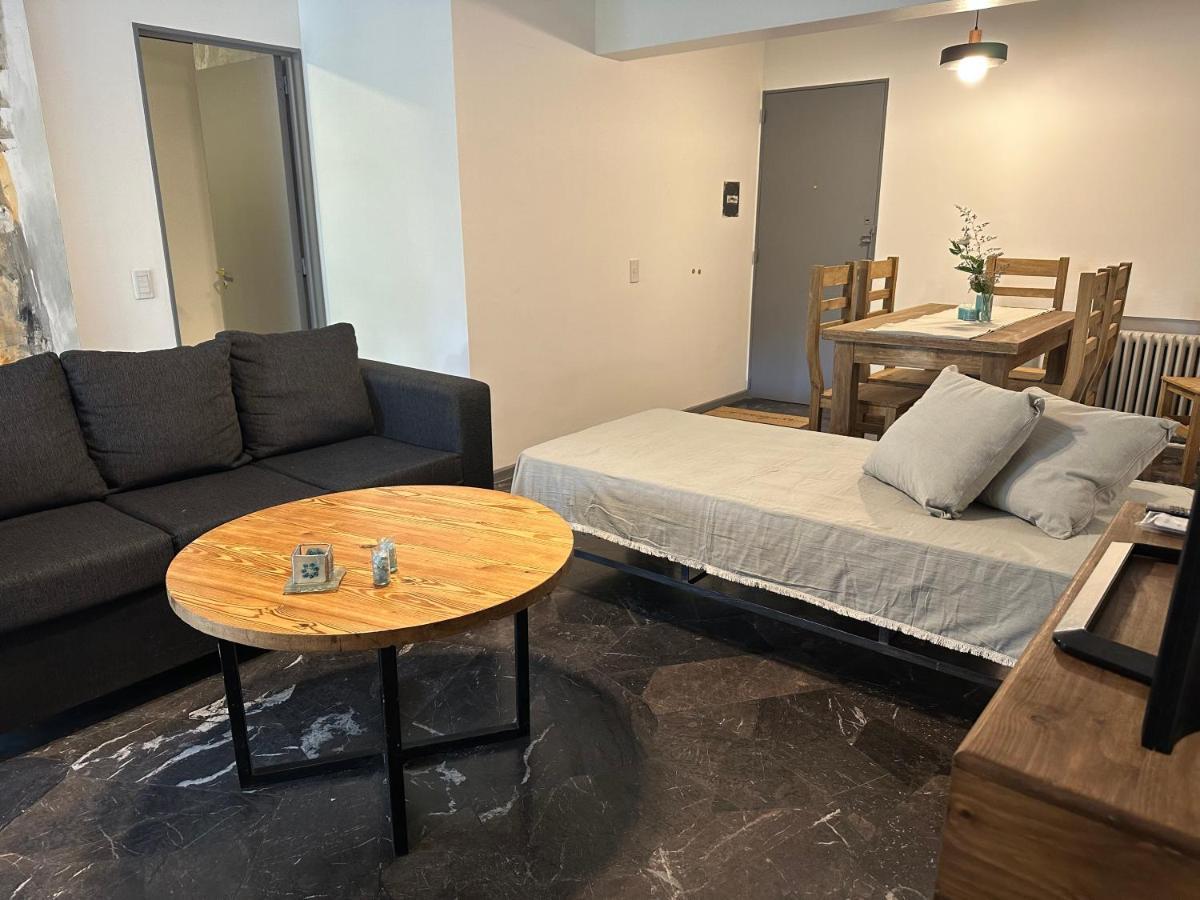 Mitre Emperador Apartment Mendoza Bagian luar foto